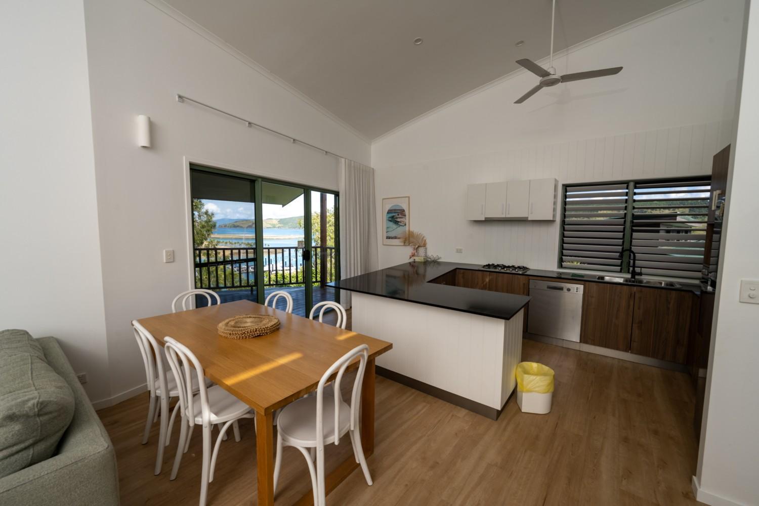 Casuarina Cove Apartments Hamilton Island Exterior foto